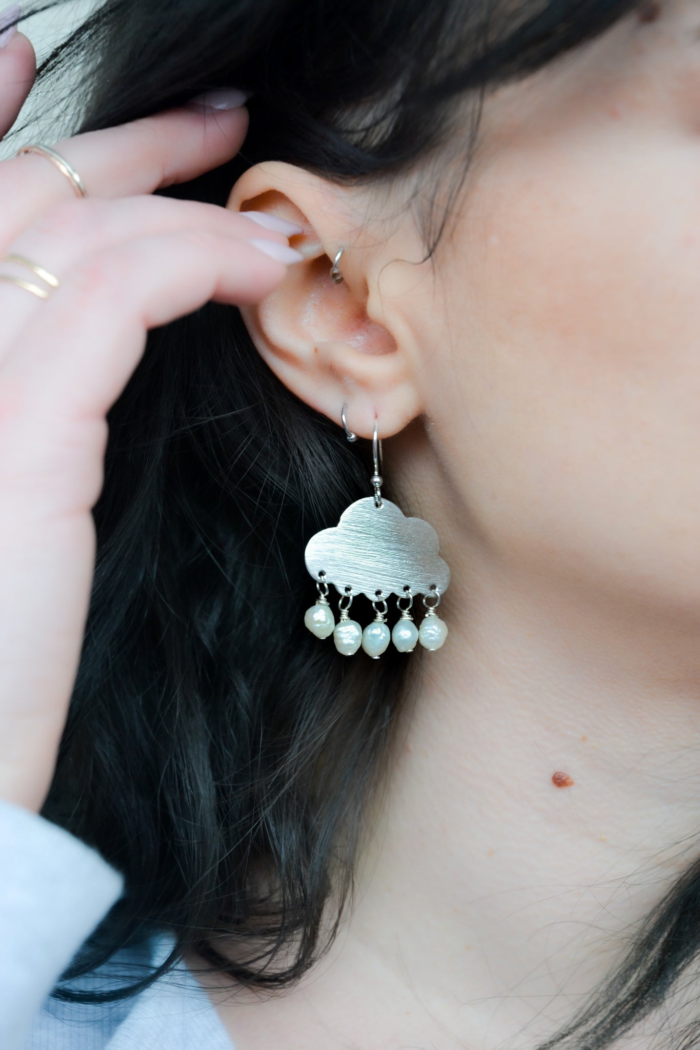 Silver Cloud + Puffy Pearl Earrings