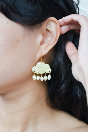 Golden Cloud + Puffy Pearl Earrings